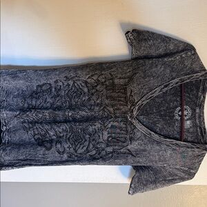 Affliction Distressed Graphic V-Neck Tee in Charcoal Gray